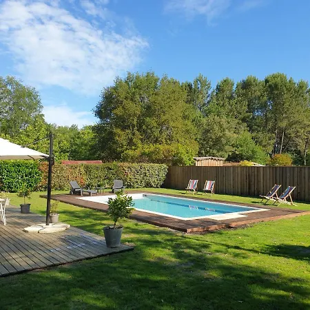 La Grange Du Born Bed & Breakfast