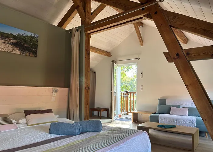 La Grange Du Born Sainte-Eulalie-en-Born